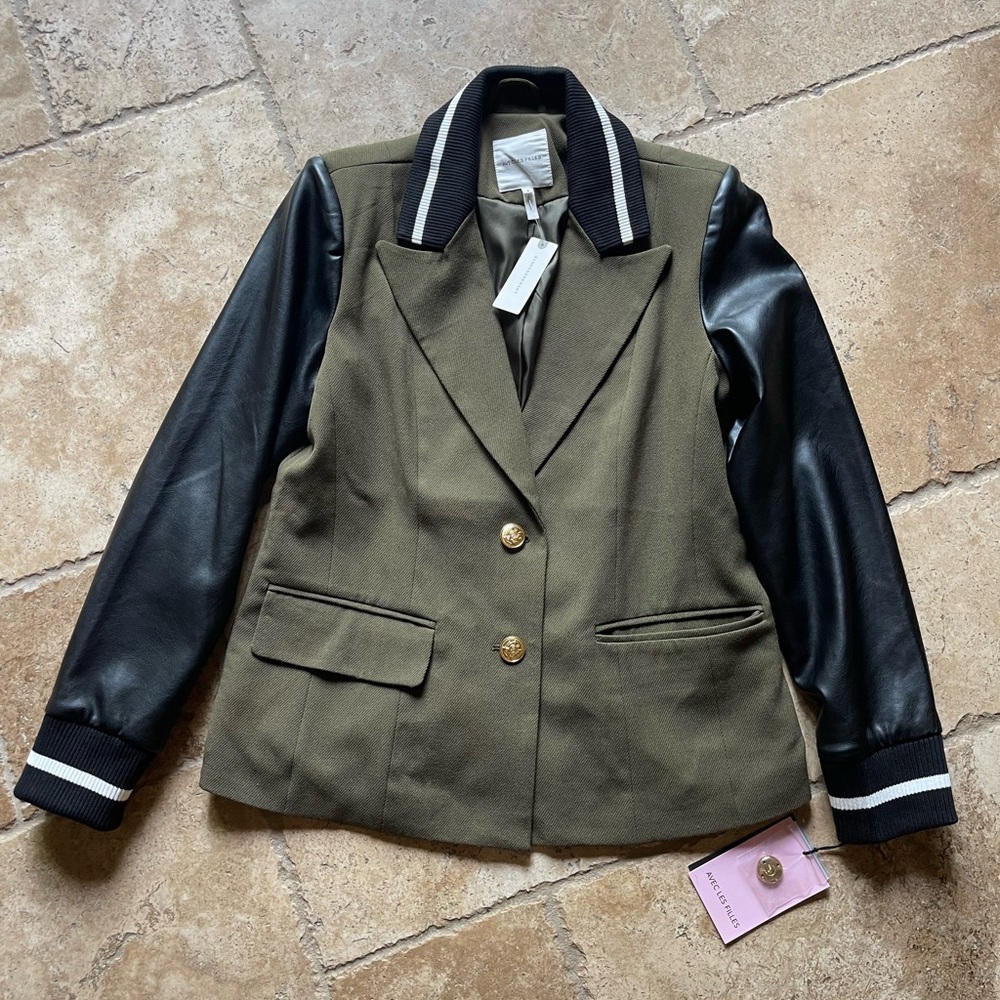 Avec Les Filles Mixed Fabric Blazer NWT